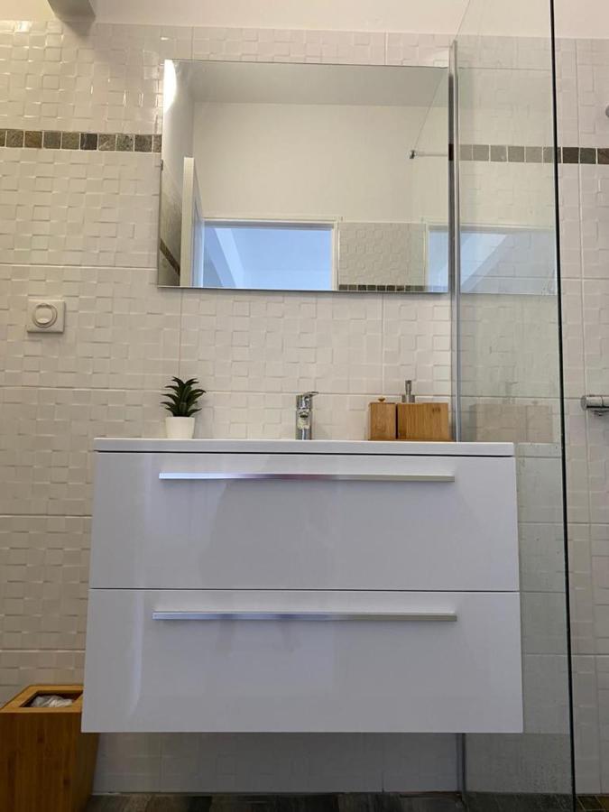 Eleven Studio Moderne Et Chic Au Diamant Martinique Apartman Le Diamant Kültér fotó